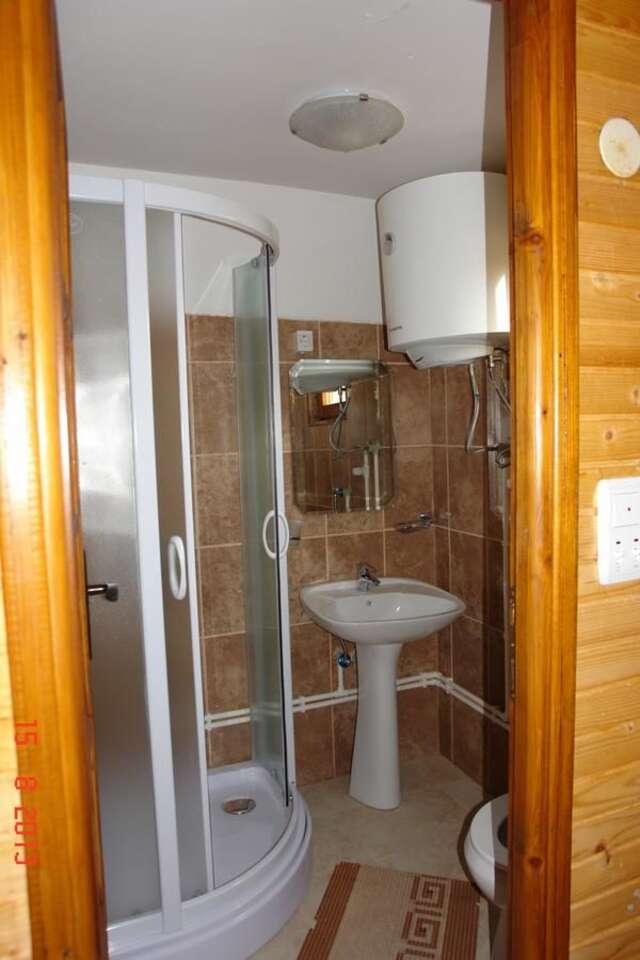 Комплексы для отдыха с коттеджами/бунгало Apartments Breza Колашин-41